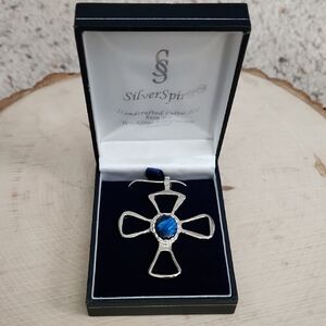 Silver Spirit Handcrafted Celtic Art Cross Design Necklace Ireland Blue Stone
